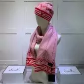 echarpe et casquette louis vuitton edition limitee lv20200086,louis vuitton scarf kylie jenner